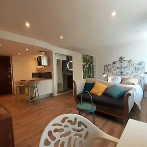 https://ideal-vienne-centre-20-min-de-lyon.hotels-rhonealpes.com